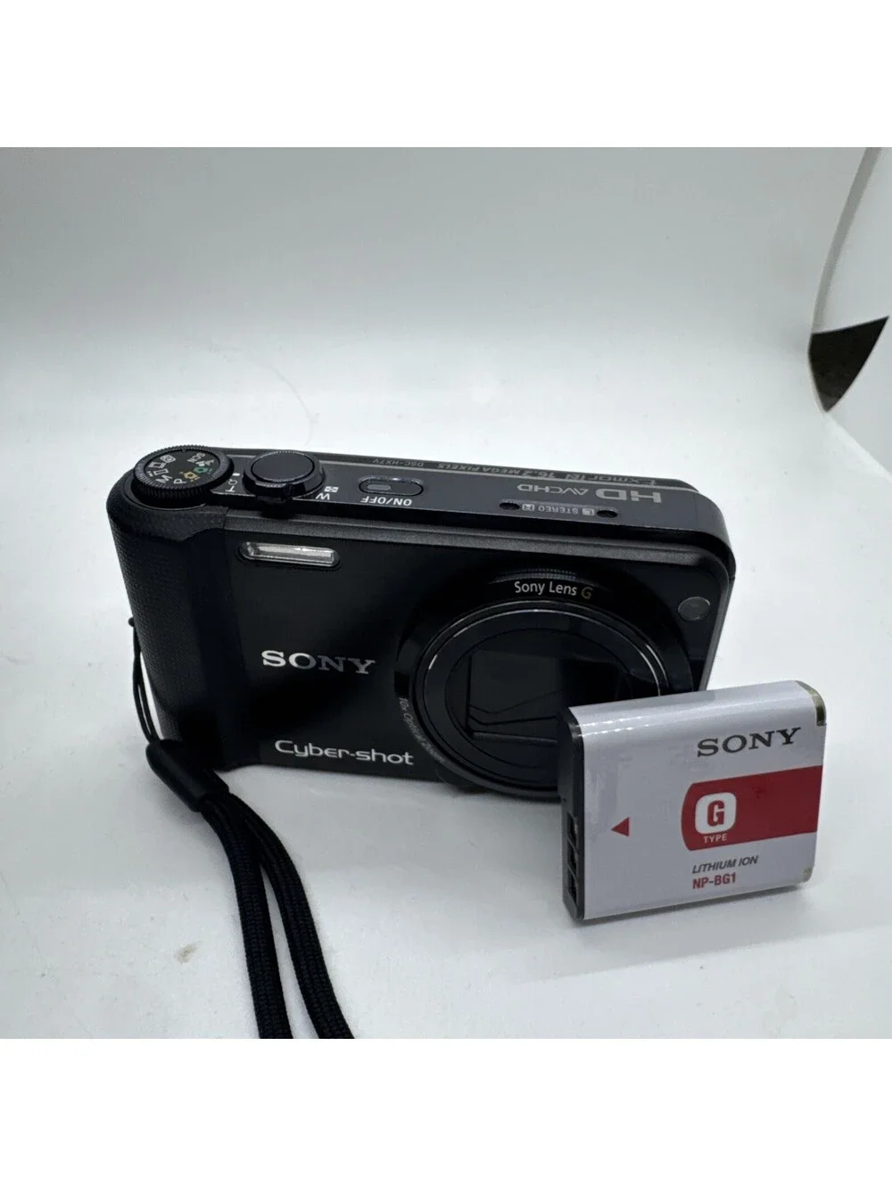 Sony Cyber-shot DSC-HX7V Exmor R 16.2MP Digital Camera w/Battery Case Works
